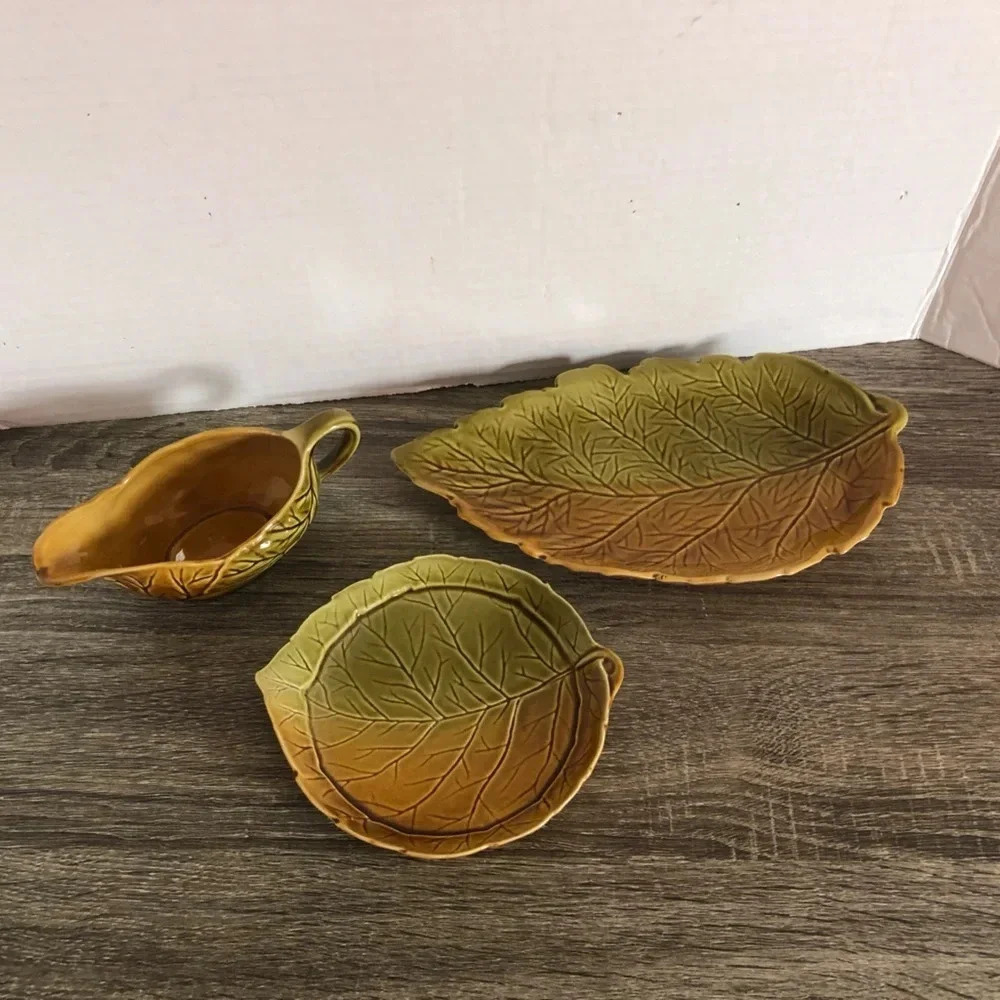 Vtg Royal Winton Leaf Serving Dishes